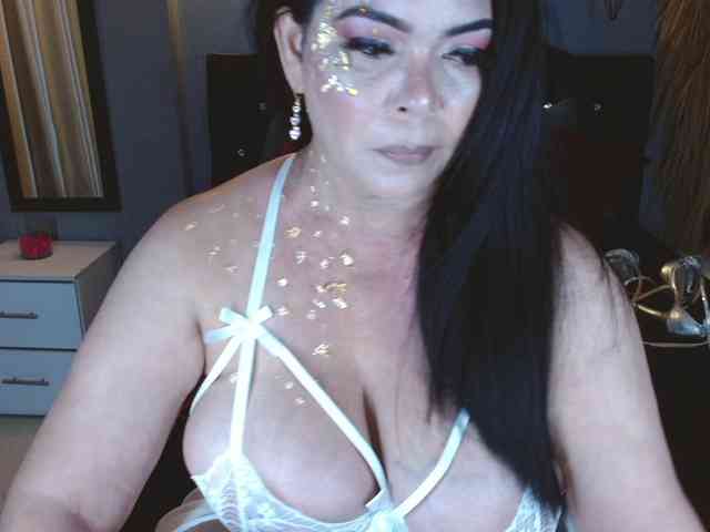 josephinemiller webcam