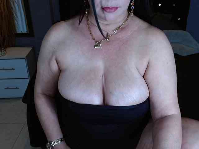 josephinemiller webcam