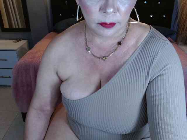 josephinemiller webcam