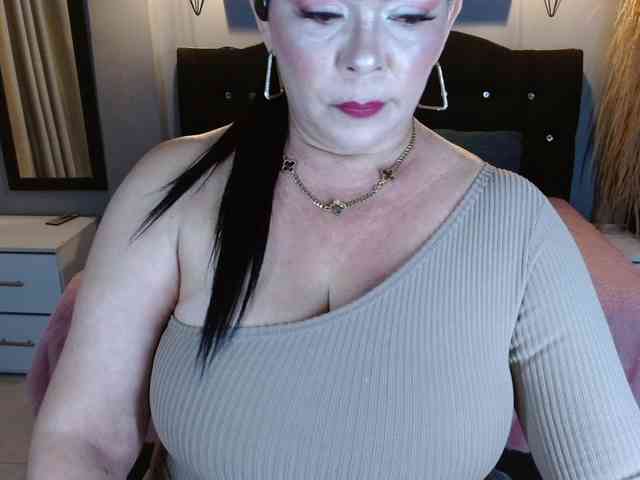 josephinemiller webcam