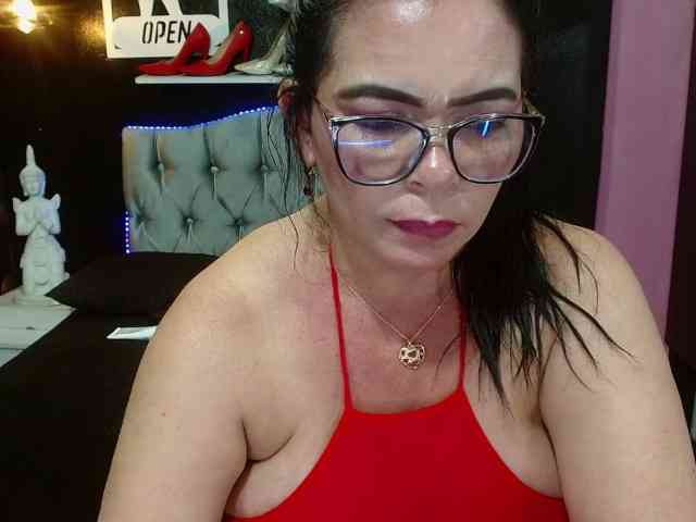 josephinemiller webcam