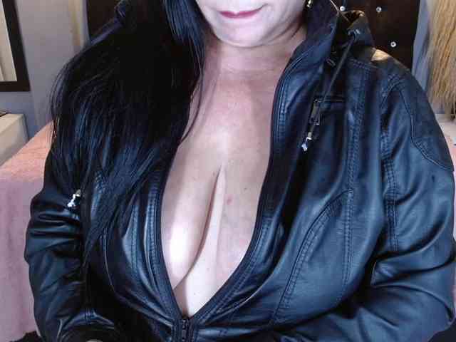 josephinemiller webcam