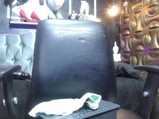 josephinemiller webcam