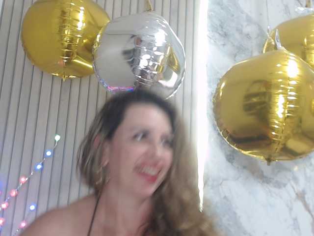 paulinaco's BongaCams show and profile