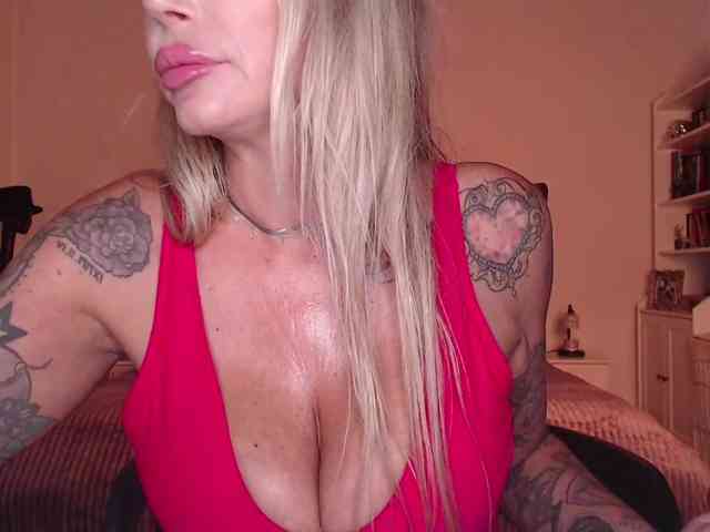 sadieSTAR's webcam live show