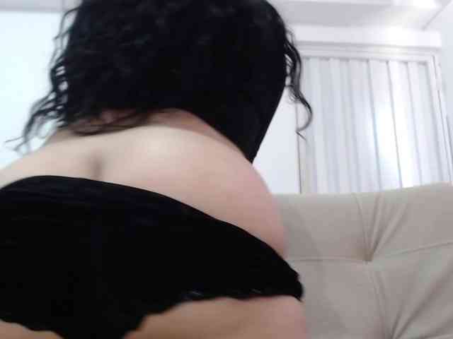 TamyHoney webcam