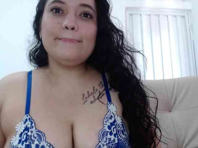 TamyHoney webcam