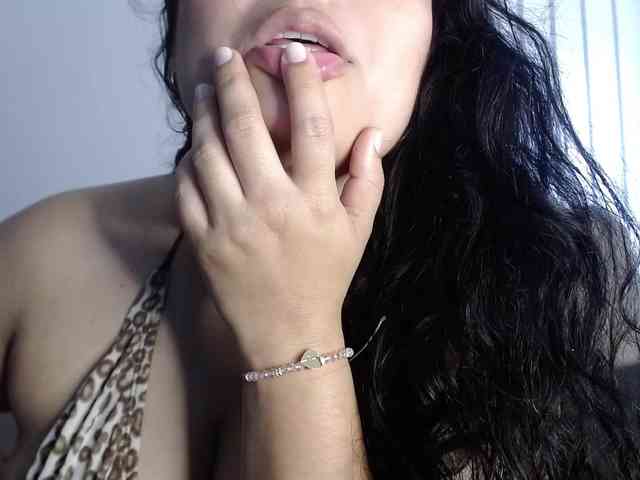 TamyHoney webcam