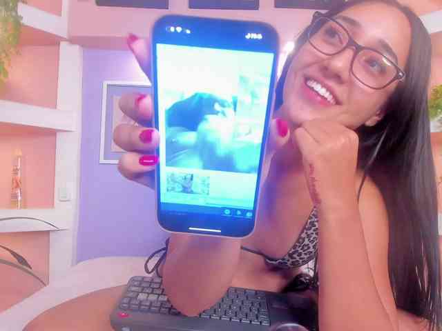 IsabellaHiill webcam