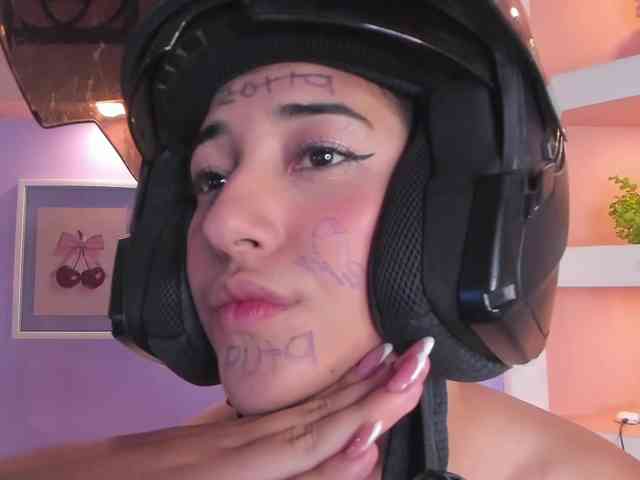 IsabellaHiill IsabellaHiill