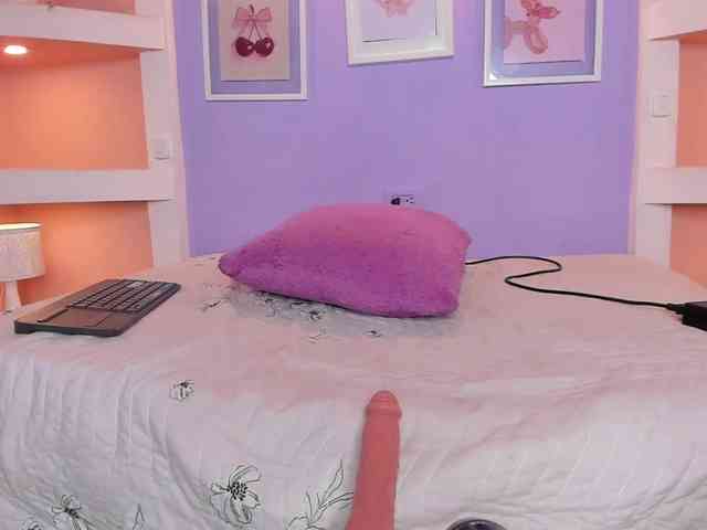 IsabellaHiill webcam