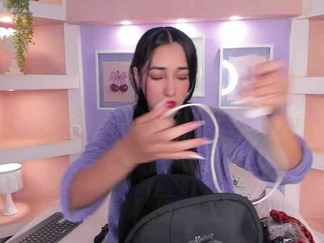IsabellaHiill webcam