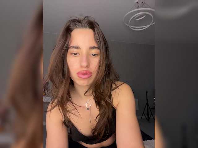 Etokiska's BongaCams show and profile