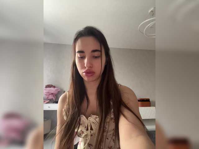 Etokiska's BongaCams show and profile