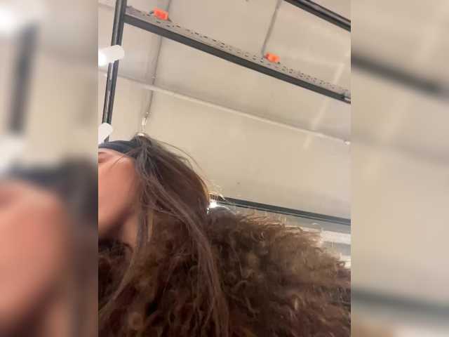 Etokiska's BongaCams show and profile