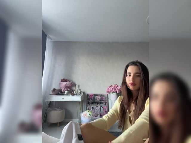 Etokiska's BongaCams show and profile