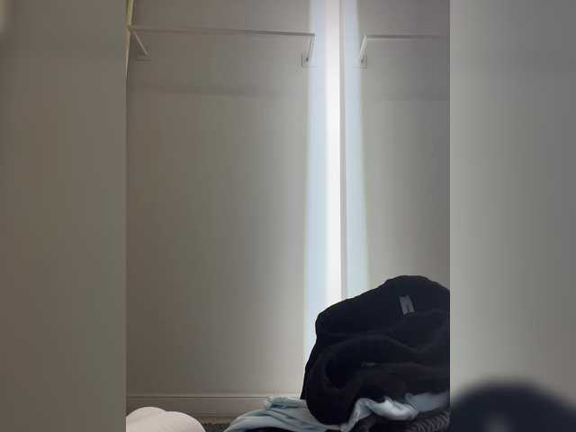 Etokiska's BongaCams show and profile