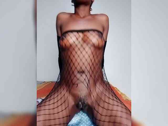 TrishaBanks TrishaBanks