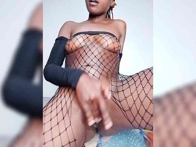 TrishaBanks TrishaBanks