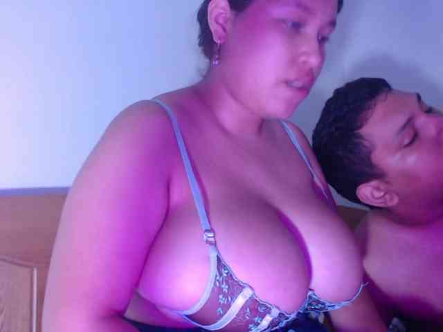 Aaron-AnnCams69 webcam