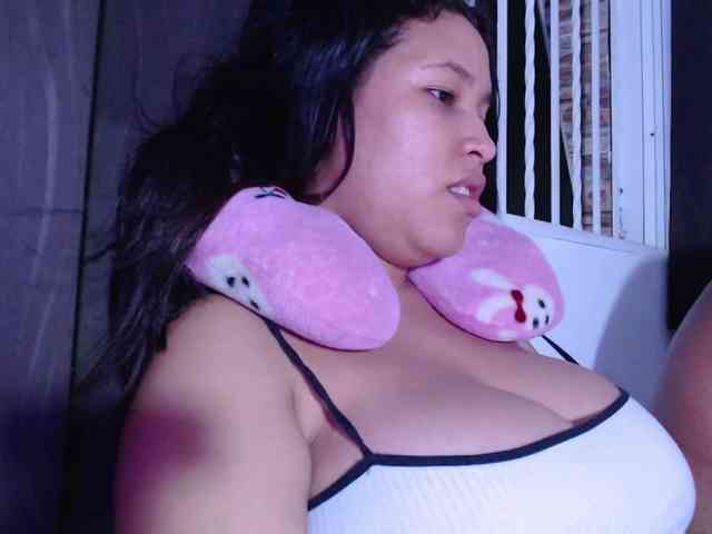 Aaron-AnnCams69 Live Webcam on BongaCams
