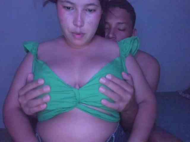 Aaron-AnnCams69 webcam