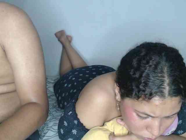 Aaron-AnnCams69 webcam