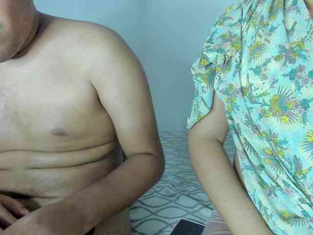 Aaron-AnnCams69 webcam