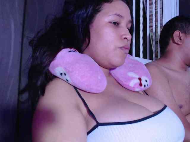 Aaron-AnnCams69 webcam