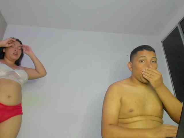 Aaron-AnnCams69 webcam