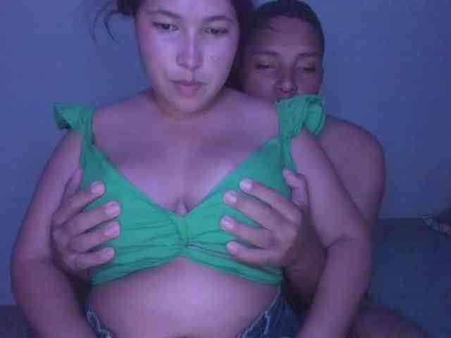 Aaron-AnnCams69 webcam