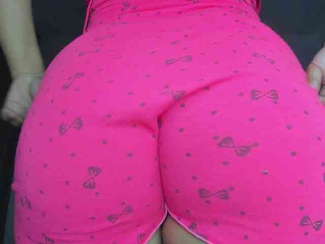 Aaron-AnnCams69 webcam