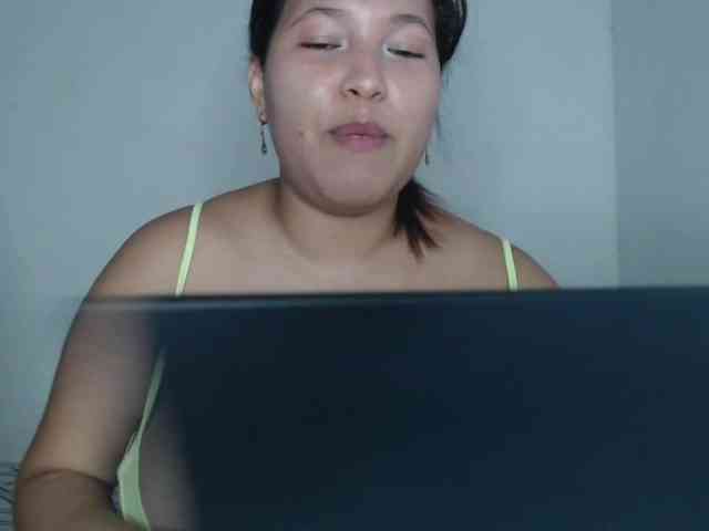 Aaron-AnnCams69 webcam