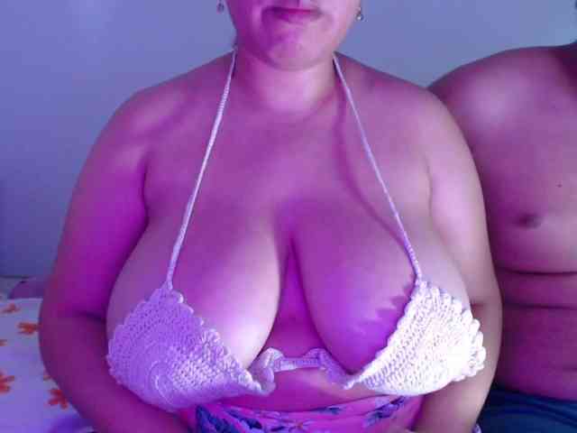 Aaron-AnnCams69 webcam