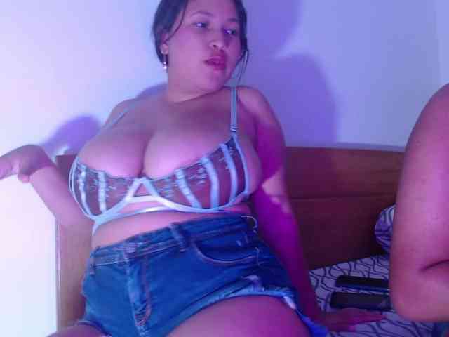Aaron-AnnCams69 webcam