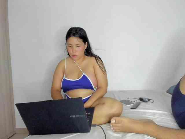 Aaron-AnnCams69 webcam