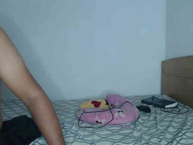 Aaron-AnnCams69 webcam