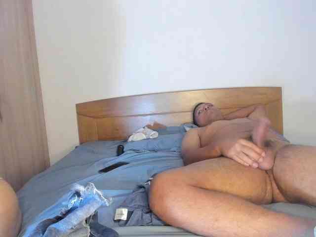 Aaron-AnnCams69 webcam