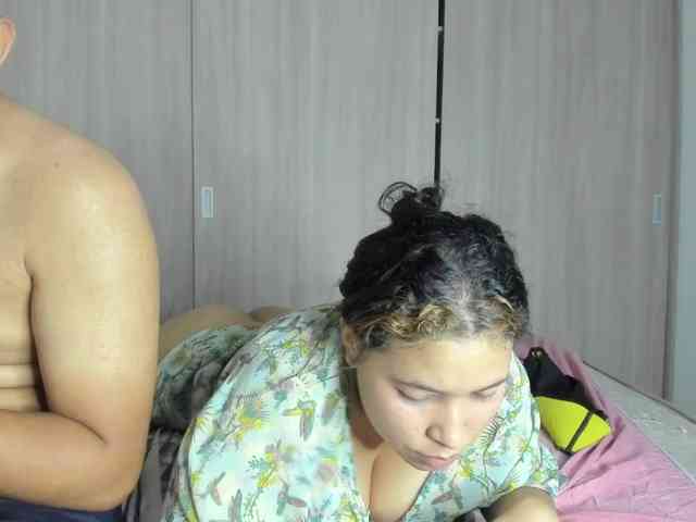 Aaron-AnnCams69 webcam