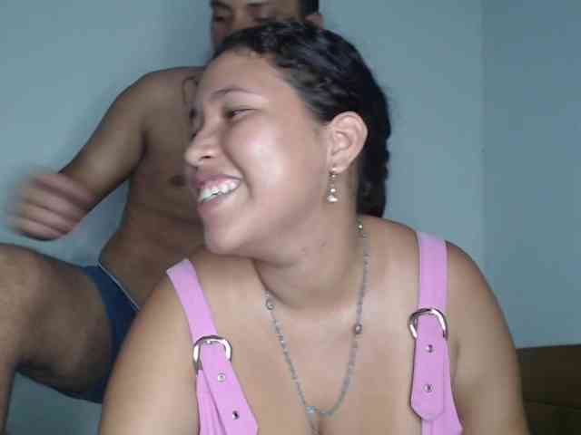 Aaron-AnnCams69 webcam