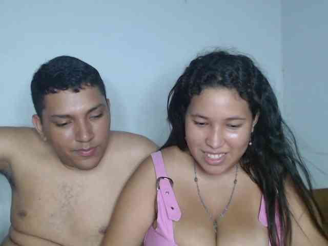 Aaron-AnnCams69 webcam