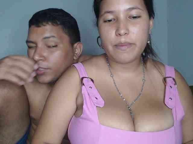 Aaron-AnnCams69 webcam