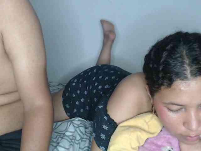 Aaron-AnnCams69 webcam