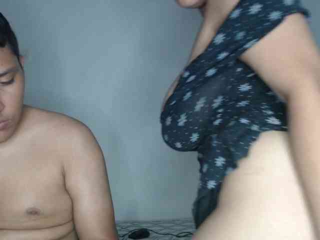 Aaron-AnnCams69 webcam