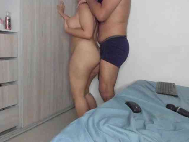 Aaron-AnnCams69 webcam