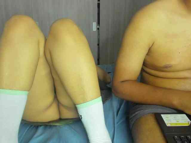 Aaron-AnnCams69 webcam