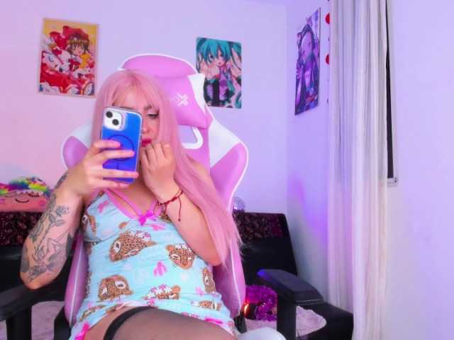 valerygarciaa's BongaCams show and profile