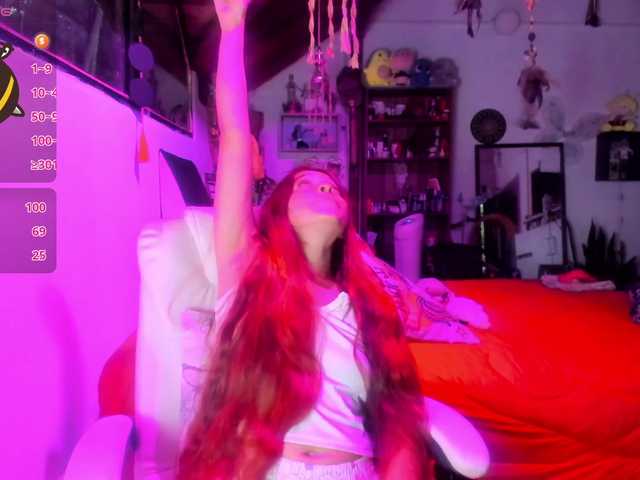 SmilingSalor's BongaCams show and profile