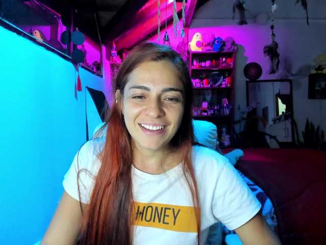 SmilingSalor's BongaCams show and profile