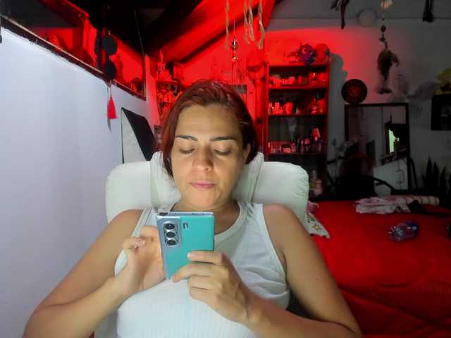 SmilingSalor's BongaCams show and profile